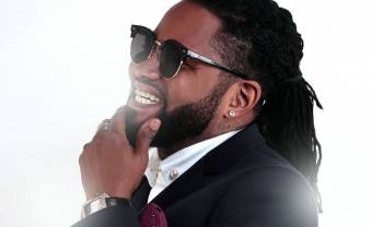 Le chanteur congolais Ferre Gola revient avec un triple album