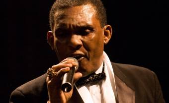 Ken Boothe sings a reggae version of The Godfather’s Theme