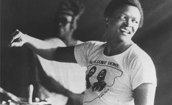 Le concert historique de Hugh Masekela au Lesotho en 1980 réédité pour la première fois