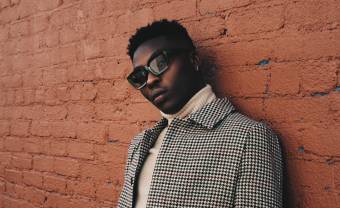 Reekado Banks gives fans what they’re waiting for