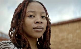 Urban Village célèbre la beauté des femmes noires sur « Dindi »
