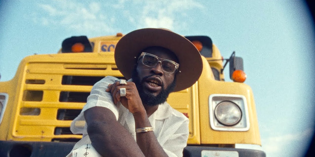 M.anifest spits “Scorpio Flow” in new visuals