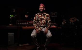 Bokani Dyer drops single “Move On” with a splendid live session
